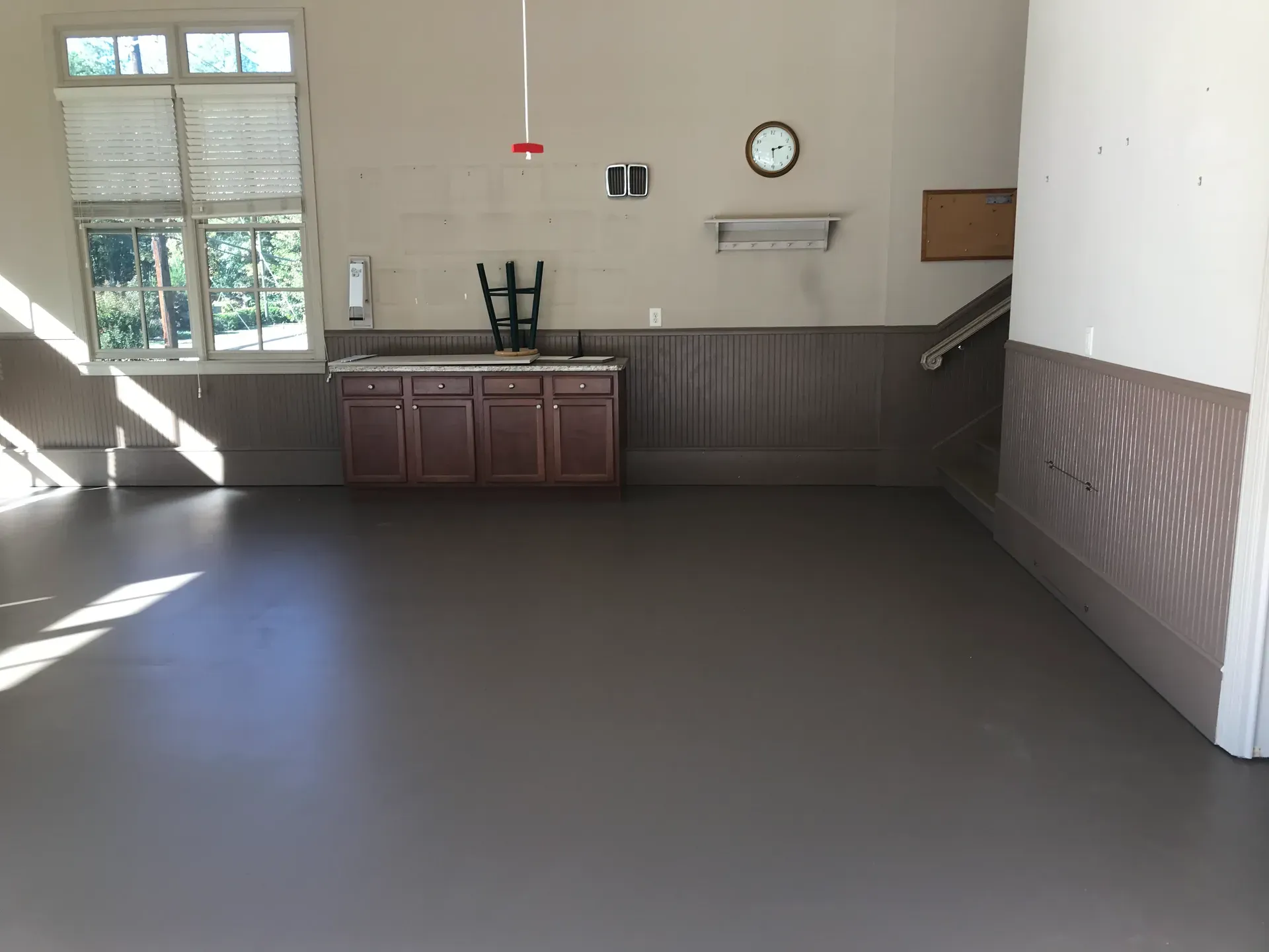 Acid-stained concrete surface by JP Concrete Creations (project 38)