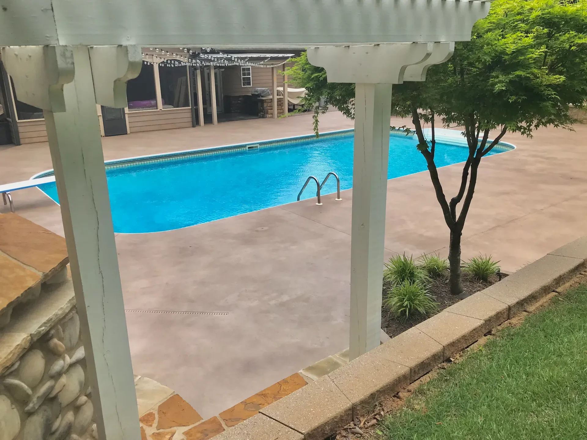 Custom concrete overlay design by JP Concrete Creations in Georgia (project 70)